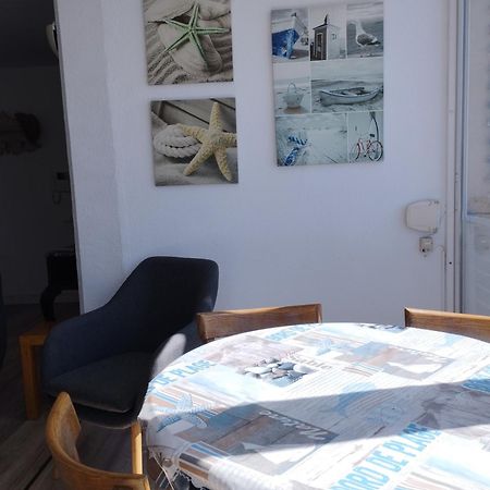 Grandpa Beach House Alicante Bagian luar foto