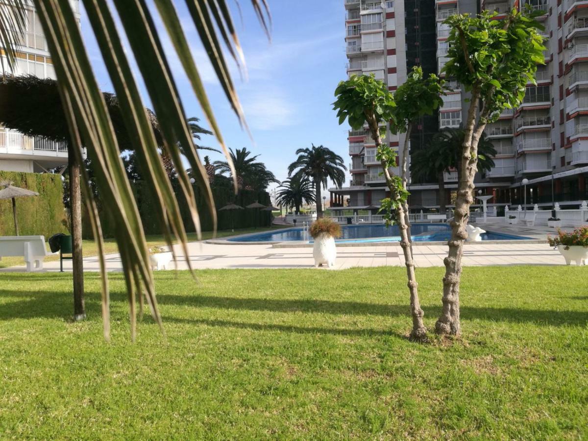 Grandpa Beach House Alicante Bagian luar foto